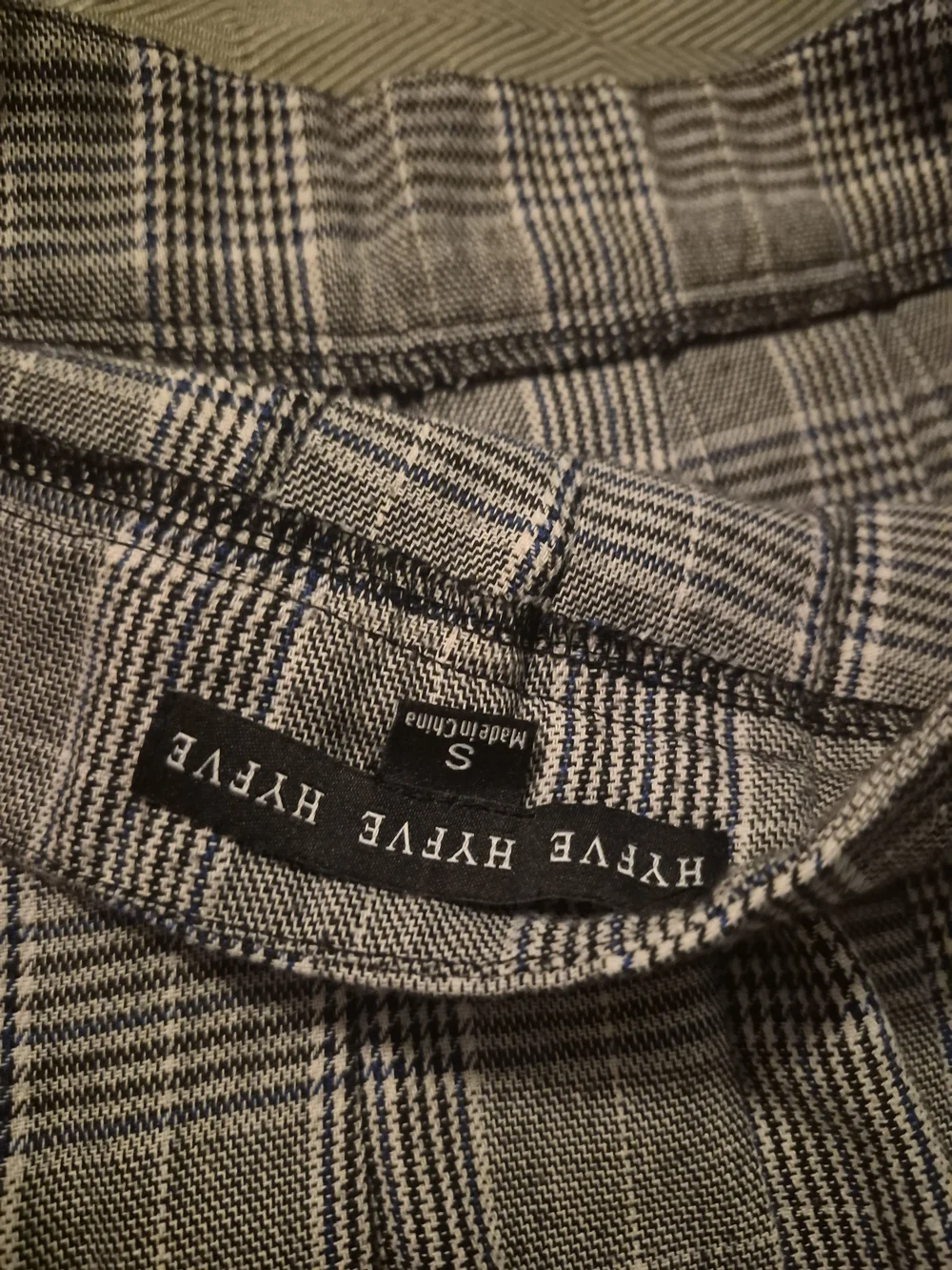 HYFVE Gray Plaid Pleated Mini Skirt